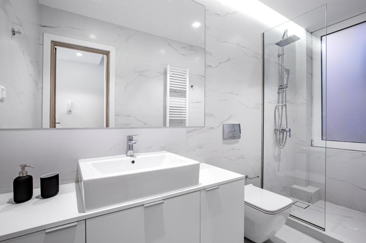 Central Boutique Apartment A2 أثينا المظهر الخارجي الصورة